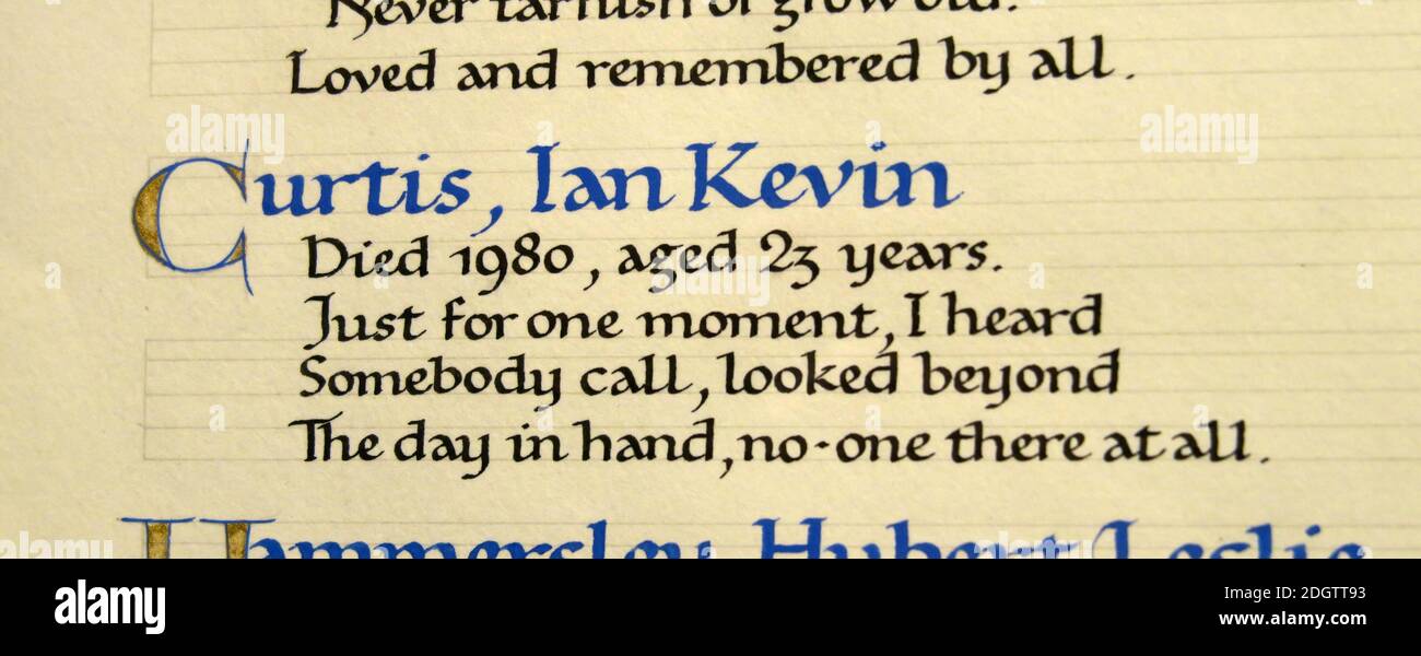Ian Curtis Memorial livre de mémoire à Macclesfield crématorium, Prestbury Road, Cheshire, Angleterre, Royaume-Uni, SK10, Factory étiquette Banque D'Images