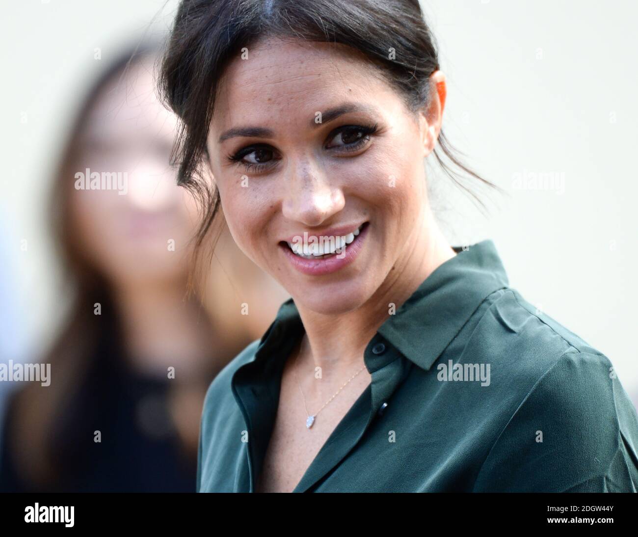 La duchesse de Sussex arrivant au Pavillon royal de Brighton et de rencontrer des enfants de l'école Queens Park comme art de leur visite à Sussex. Le crédit photo devrait se lire comme suit : Doug Peters/EMPICS Banque D'Images