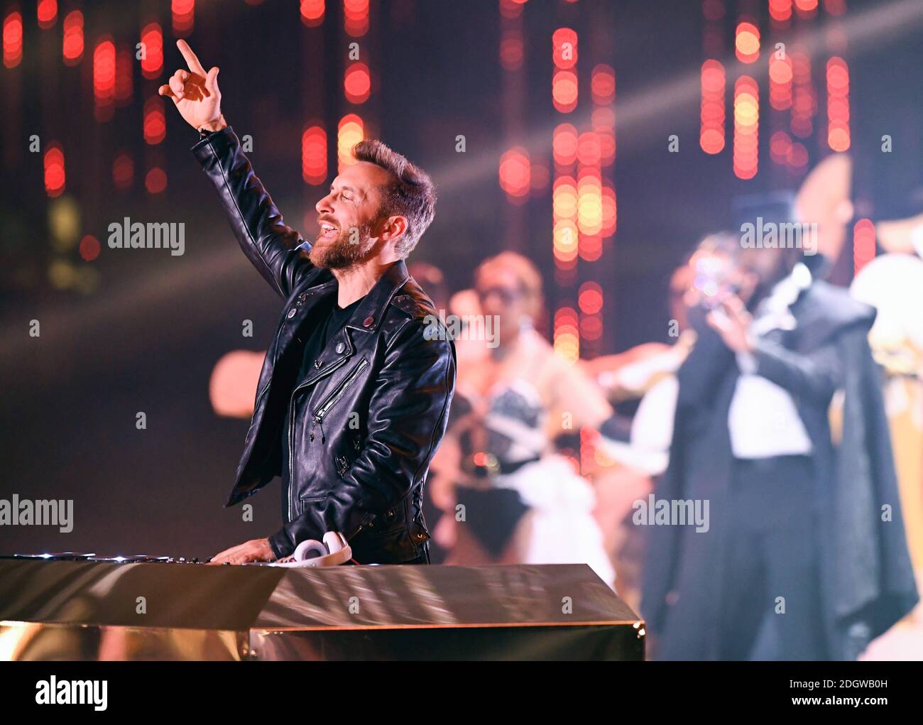 David Guetta se produit sur scène aux MTV Europe Music Awards 2018 qui se tiennent au Centre d'exposition de Bilbao, en Espagne. Le crédit photo devrait se lire: EMPICS Banque D'Images