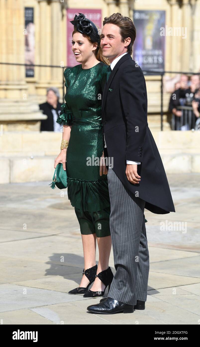 La princesse Beatrice et Edoardo Mapelli Mozzi arrivant au mariage d'Ellie Goulding et de Casper Jopling, York Minster. Le crédit photo devrait se lire comme suit : Doug Peters/EMPICS Banque D'Images