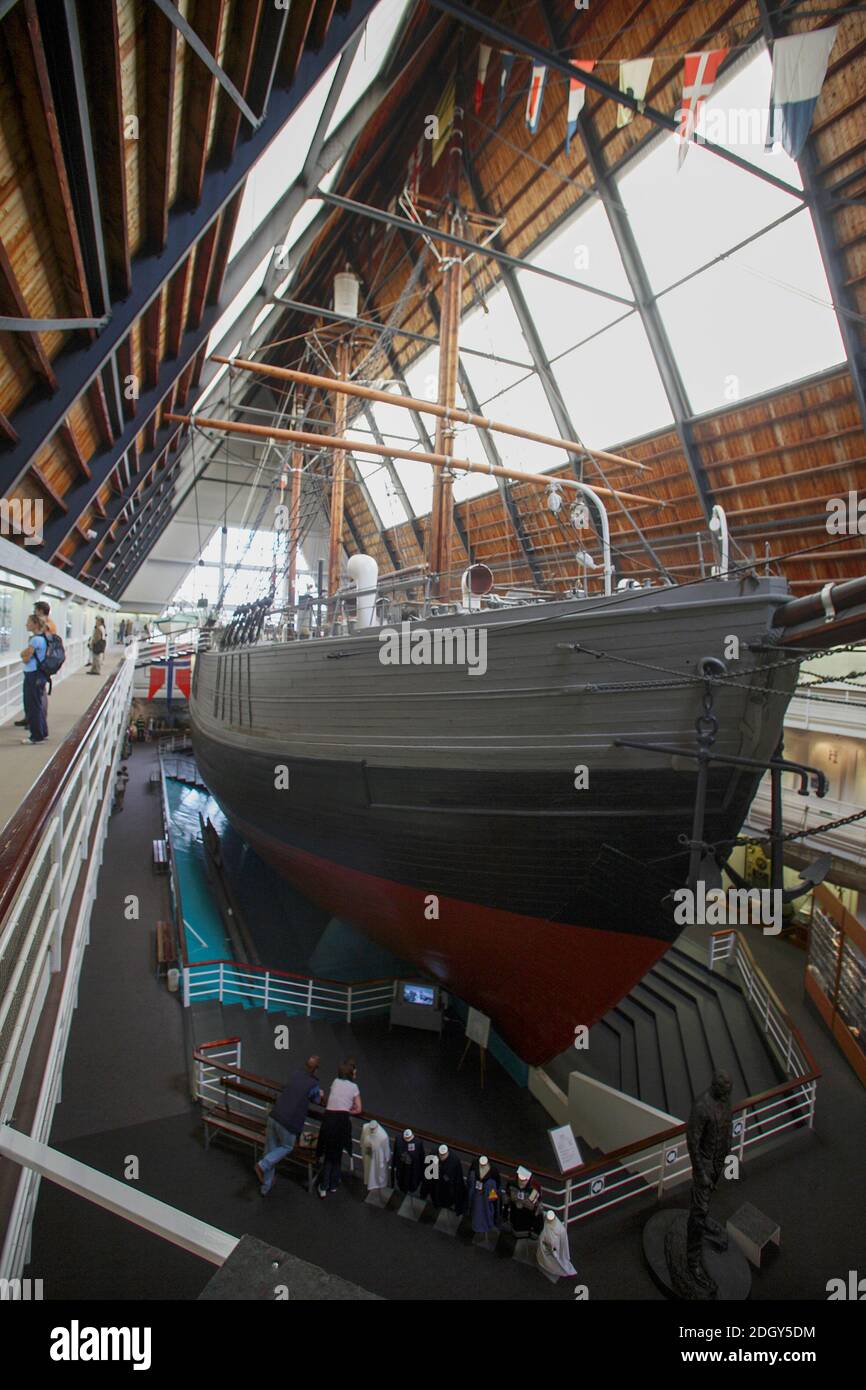 Musée FRAM à Oslo en Norvège avec le navire de la Polarship Fram, utilisé par Visites d'exploration de Nansen et Amundsen dans les années 1890 Banque D'Images