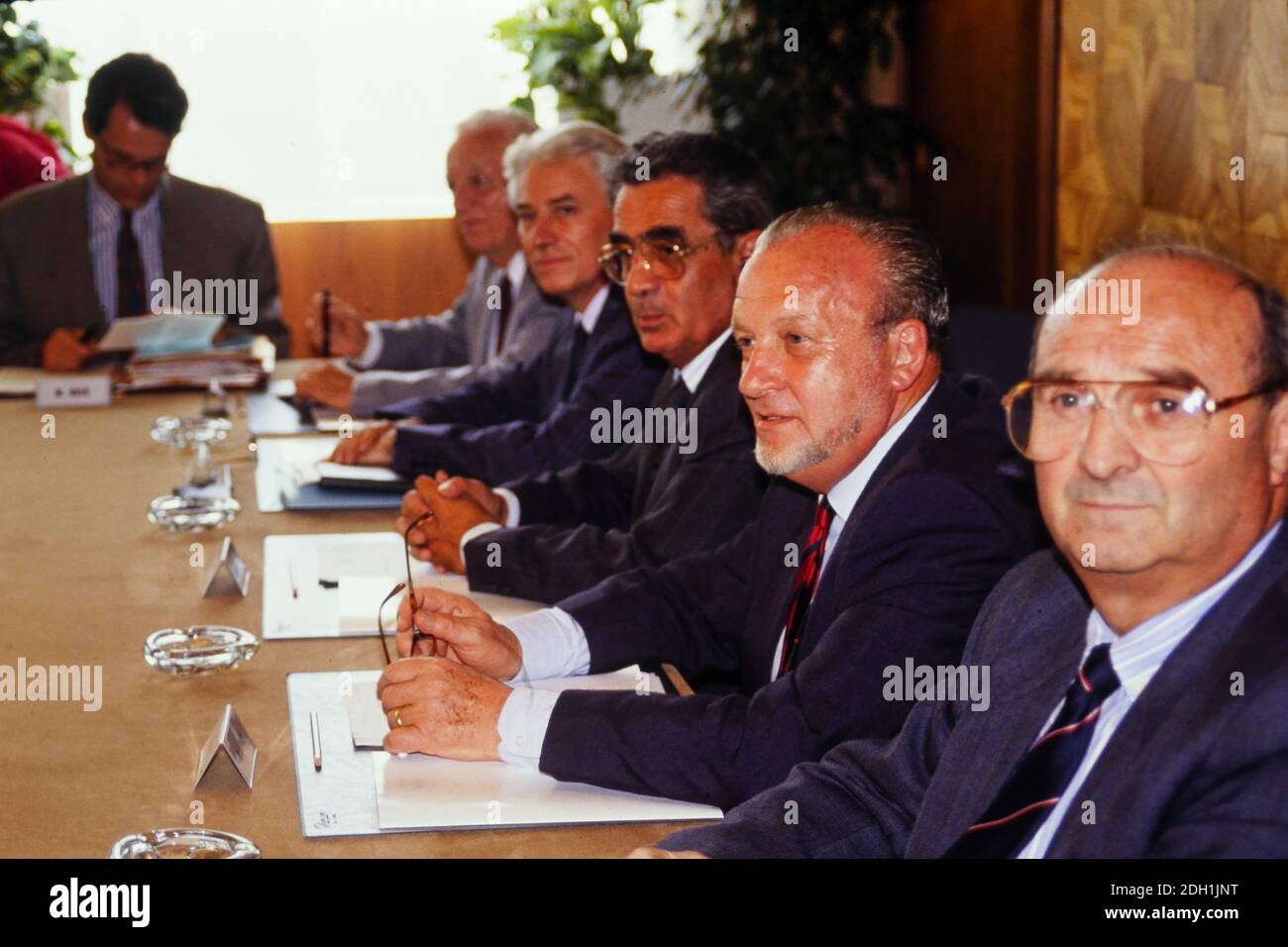 Charles hernu Banque de photographies et d’images à haute résolution