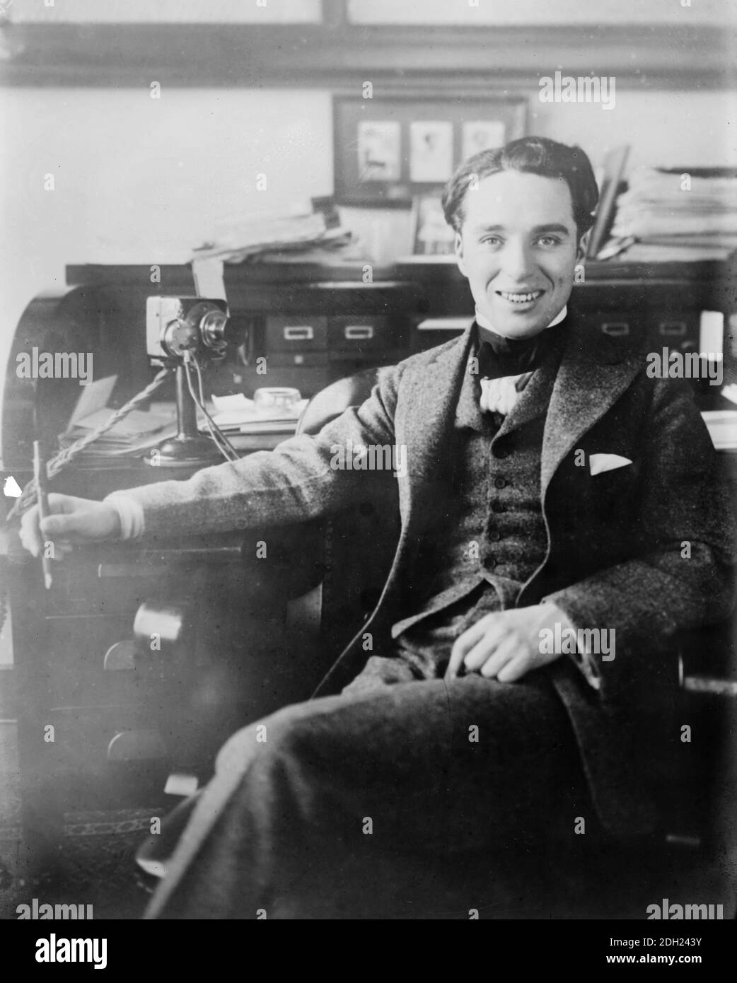 Charlie Chaplin, sir Charles Spencer Chaplin, (1889 – 1977) acteur et cinéaste anglais, c. 1915 - 1920 Banque D'Images Charlie Chaplin, sir Charles Spencer Chaplin, (1889 – 1977) acteur et cinéaste anglais, c. 1915 - 1920 Banque D'Images