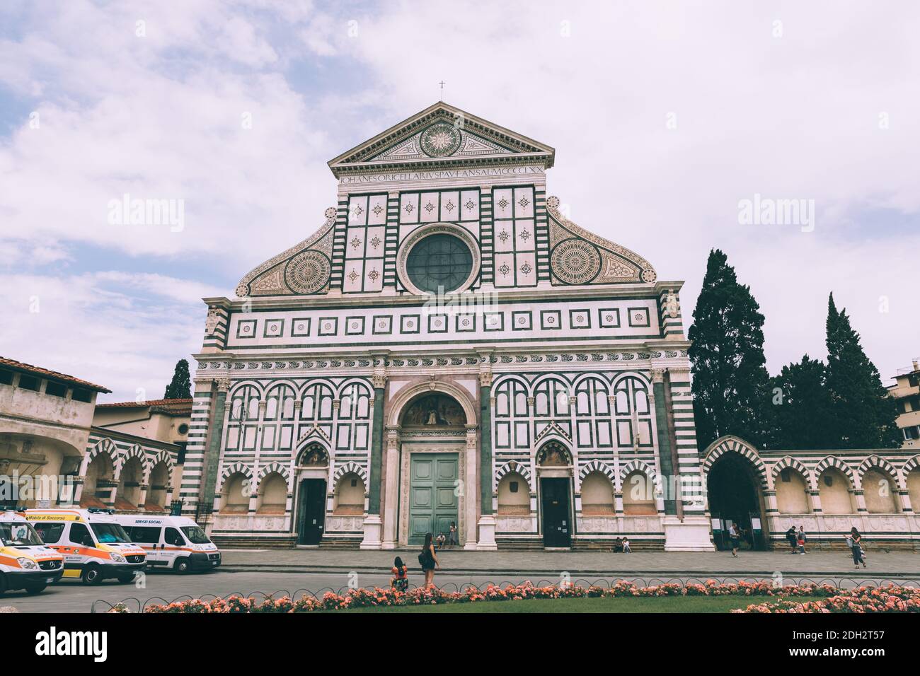 Florence, Italie - 24 juin 2018 : vue panoramique de l'extérieur de la Basilique de Santa Maria Novella. c'est la première grande basilique de Florence, et est le Banque D'Images