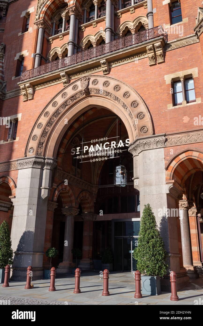 La façade de l'hôtel St. Pancras Renaissance. Banque D'Images