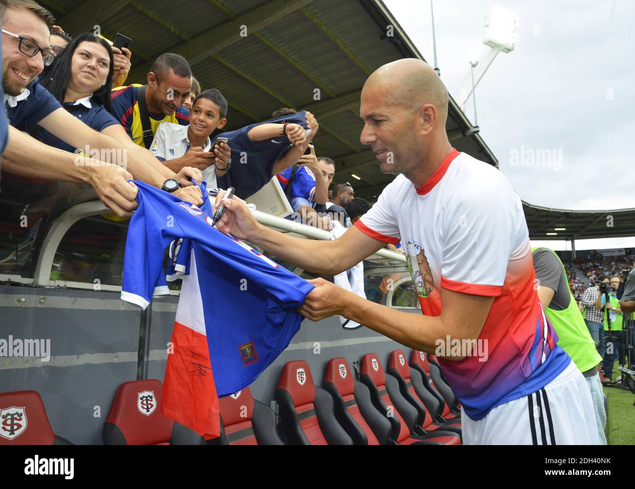 Zinedine Zidane lors du match France 98 V Stade Toulousain au stade Ernest Wallon à Toulouse, France, le 10 juillet 2017. Photo de Pascal Rondeau/ABACAPRESS.COM Banque D'Images