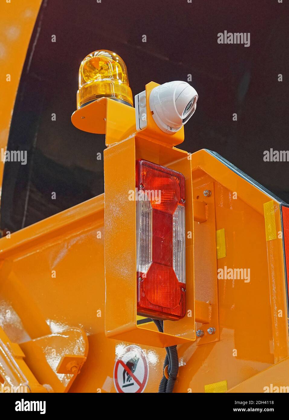 Caméra de recul et voyant orange sur le camion de véhicule utilitaire Banque D'Images