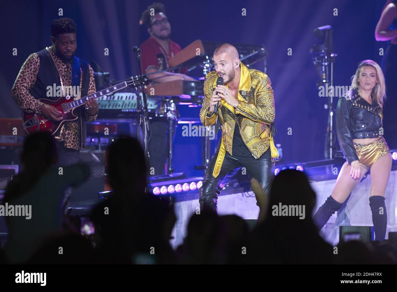 Le chanteur français M. Pokora (alias Matt Pokora, Matthieu Tota) se produit en direct sur scène à 'le Tigre' avec son 'My Way Tour' lors du 'Festival de la chanson LOL', le 30 juin 2017 à Margny-les-Compiegne, en France. Photo par Edouard Bernaux/Abacapress.com Banque D'Images