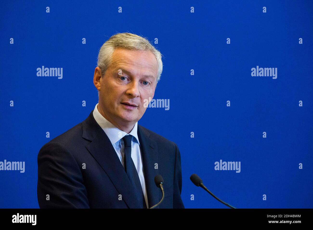 Le ministre français de l'économie, Bruno le Maire, donne une conférence de presse sur le chantier naval STX le 27 juillet 2017 au ministère de l'économie à Paris. La France nationalisera le chantier STX, un constructeur de navires de croisière de premier plan, a annoncé aujourd'hui Bruno le Maire, soulevant les enjeux d'un différend avec l'Italie sur le contrôle du site. Photo de Raphaël Lafargue/ABACA PRESS.COM Banque D'Images