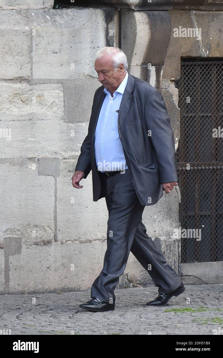 Marcel Campion assister à la cérémonie funéraire de l'actrice française Mireille Darc à l'église Saint-Sulpice à Paris, France, le 1er septembre 2017. Photo par Berzane-WytersABACAPRESS.COM Banque D'Images