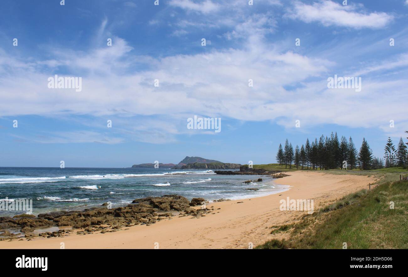 Norfolk Island, territoire extérieur australien, Cemetery Bay, en direction de la réserve de point Hunter, classée au patrimoine mondial. Banque D'Images