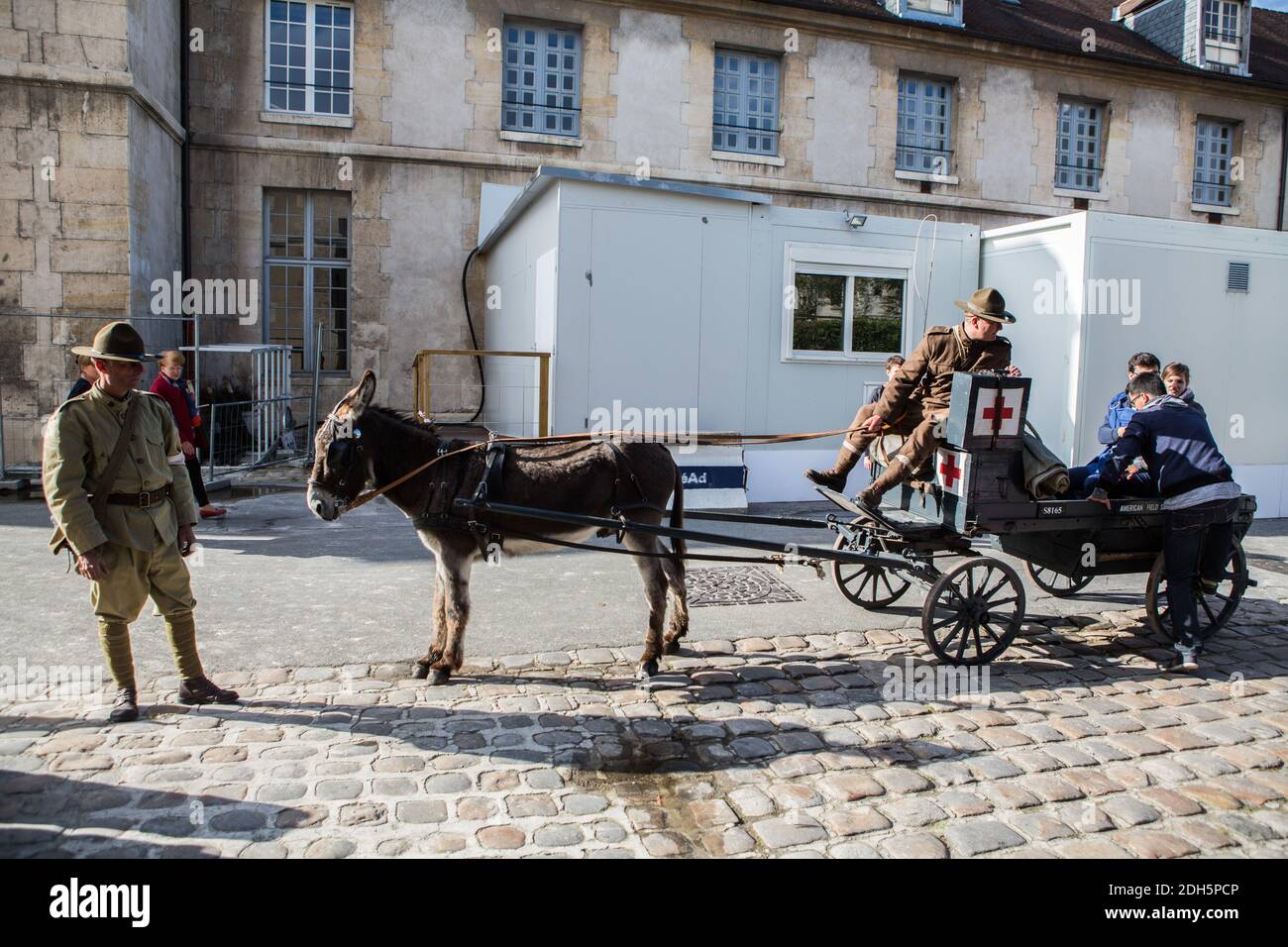 Illustration de l'Ecole militaire dans le cadre des Journées européennes du Patrimoine à Paris, France, le 16 septembre 2017. Photo de David Boyer/ABACAPRESS.COM Banque D'Images