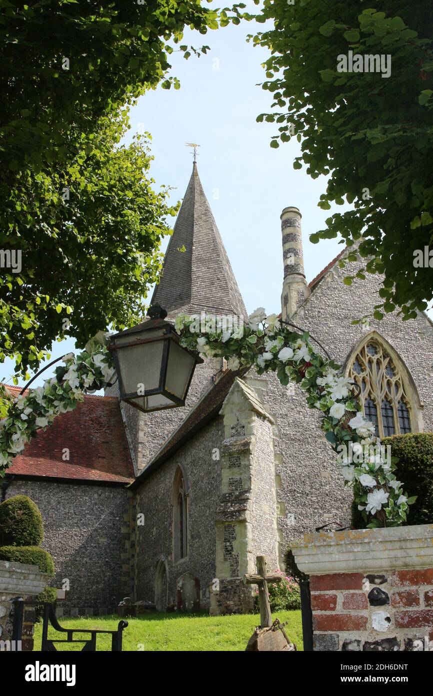 Église St Andrew, Alfriston, East Sussex, Angleterre. Cette église paroissiale classée de grade I a été construite au XIVe siècle. Banque D'Images