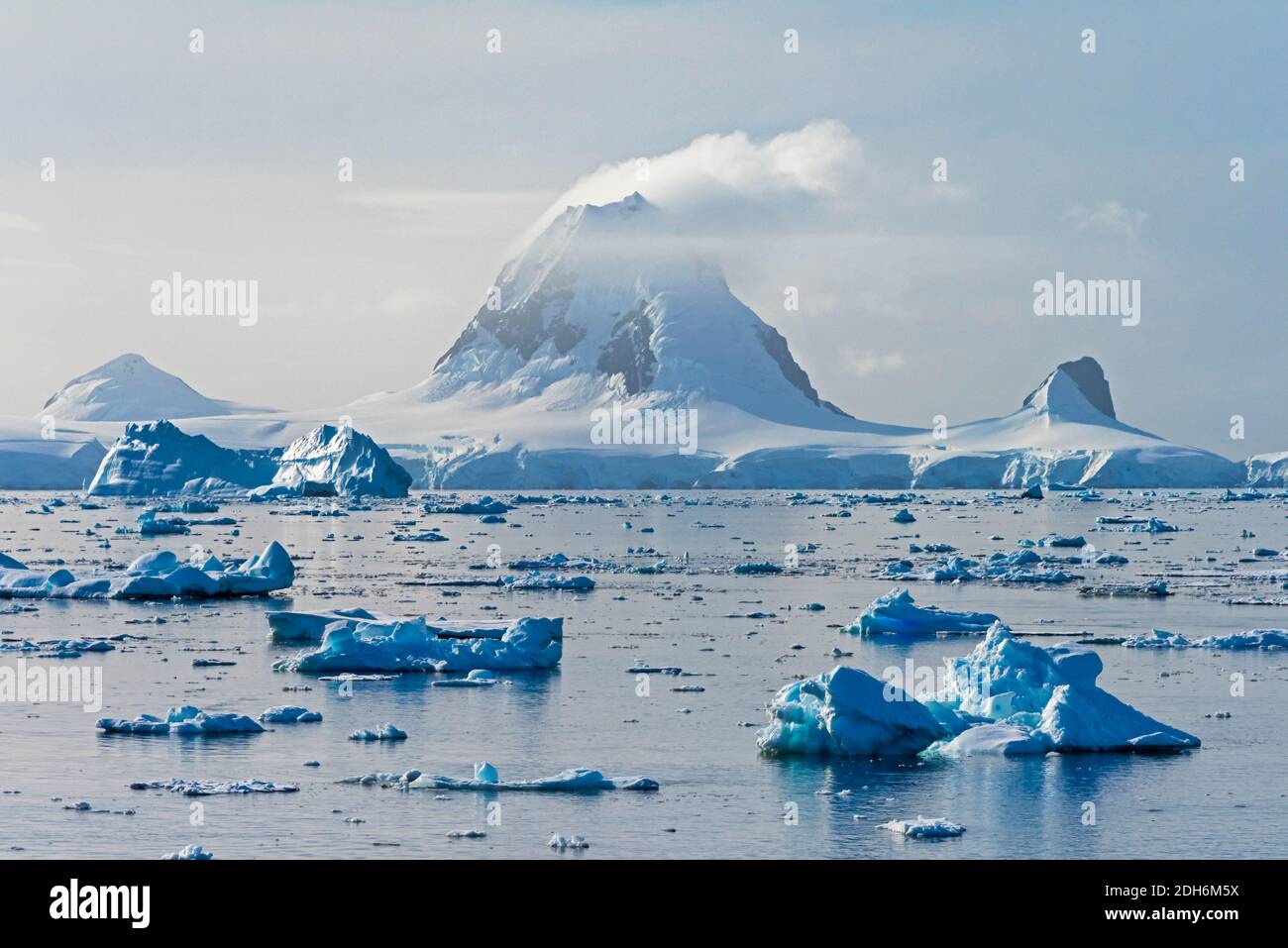 Paysage de l'iceberg dans l'océan Atlantique Sud, Antarctique Banque D'Images