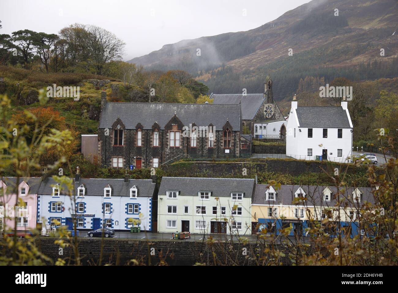 Le beau port de Portree, île de Skye, Écosse Banque D'Images