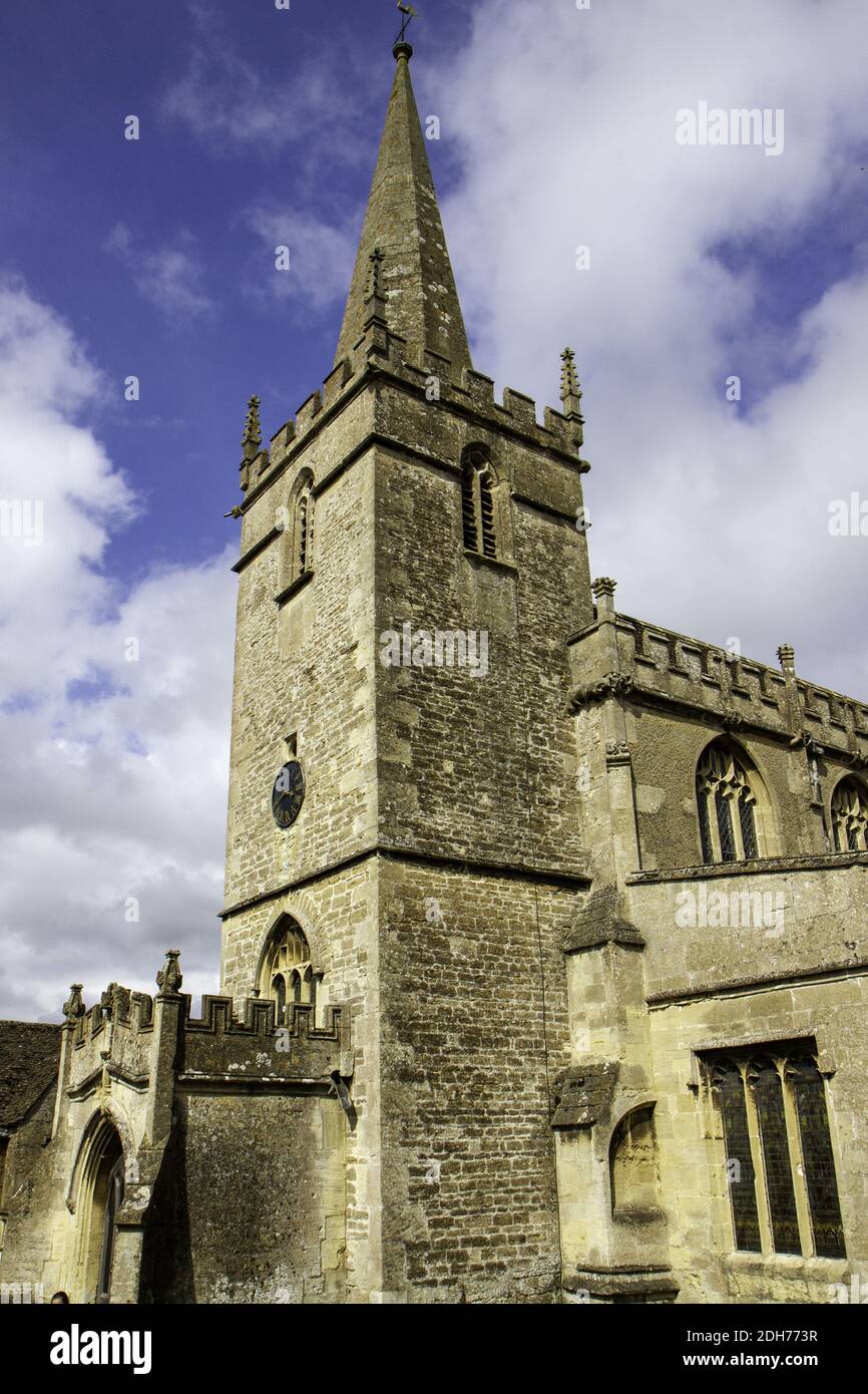 LAYCOCK, ROYAUME-UNI - 10 août 2015 : l'église de St Cyriac dans le village de Laycock où vivait Fox Talbot Banque D'Images