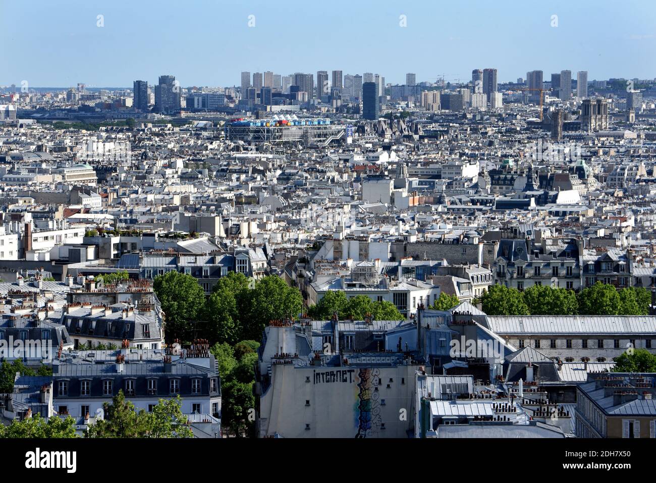 Vue d'ensemble de la ville de Paris depuis la colline de Montmartre dans le 18ème arrondissement (quartier) Banque D'Images