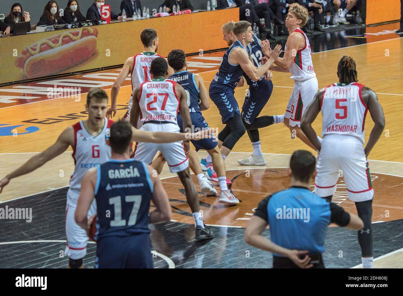 Andorre la Vella, Andorre: 2020 décembre 9: Joueurs en action sur Eurocup Game à Morabanc Andorre 100 vs 106 Lokomotiv Kuban en Andorre. Banque D'Images