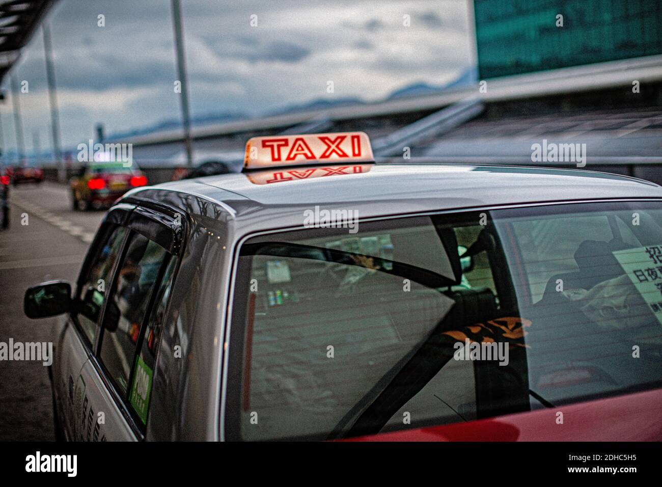 Taxi à l'aéroport international de Hong Kong Banque D'Images