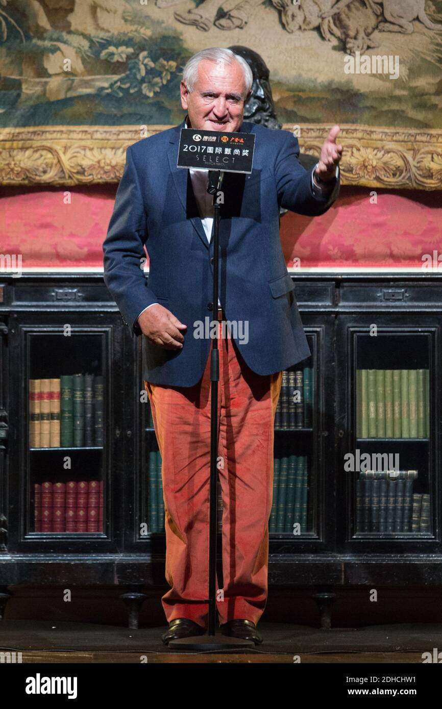 Jean-Pierre Raffarin au Select Fashion Awards au Musée Jacquemart-Andre au printemps/été 2018 collection prêt-à-porter à Paris, France, octobre 01 2017. Photo de Nasser Berzane/ABACAPRESS.COM Banque D'Images