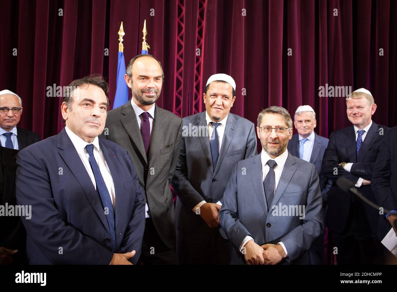 Le Premier ministre français Edouard Philippe célèbre la nouvelle année ...