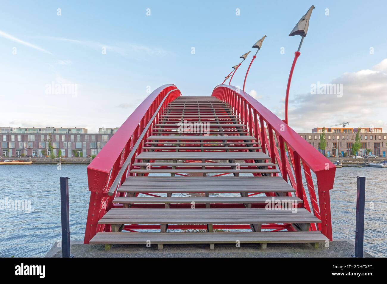 Escalier du pont Python aux Docklands de l'est à Amsterdam Banque D'Images