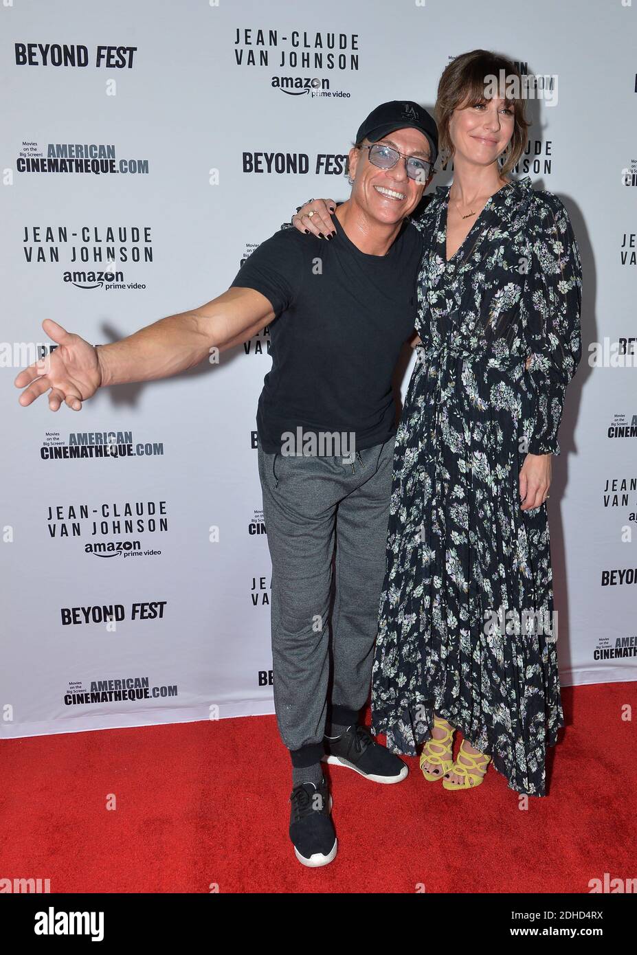 Jean-Claude Van Damme et Kat Foster assistent à la projection Beyond Fest et au panel Cast/Creator de la série exclusive « Jean-Claude Van Johnson » d'Amazon Prime Video au Théâtre égyptien le 9 octobre 2017 à Los Angeles, CA, Etats-Unis. Photo de Lionel Hahn/ABACAPRESS.COM Banque D'Images