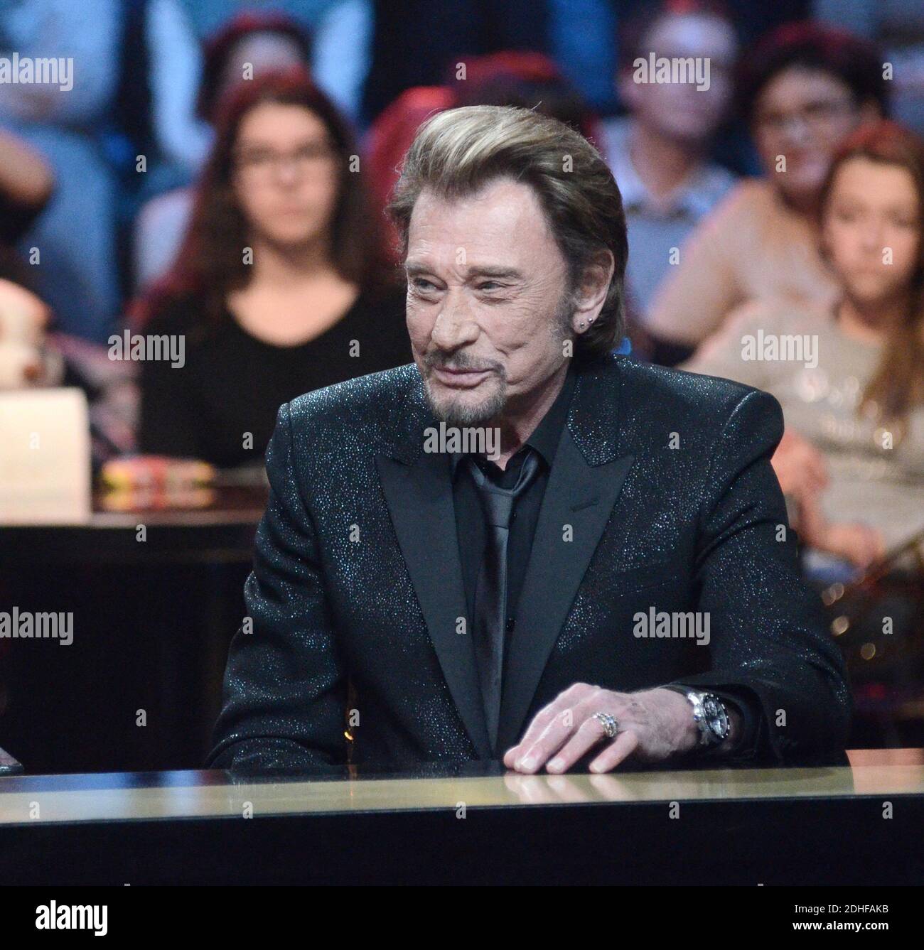 Johnny Hallyday (Jean-Philippe Smet) pendant le show tv, champ de Mars Tour Eiffel (Paris), France le 6 décembre 2014. Photo de Vincent Gramain/ABACAPRESS.COM Banque D'Images