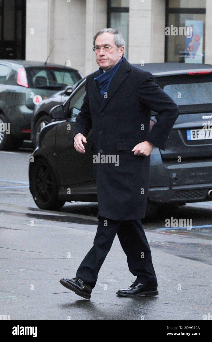 Claude Guant assistant aux funérailles d'Andrée Sarkozy aka Dadue, mère de l'ancien président français Nicolas Sarkozy, à l'église Saint-Jean-Baptiste de Neuilly-sur-Seine, France, le 18 décembre 2017. Photo par ABACAPRESS.COM Banque D'Images