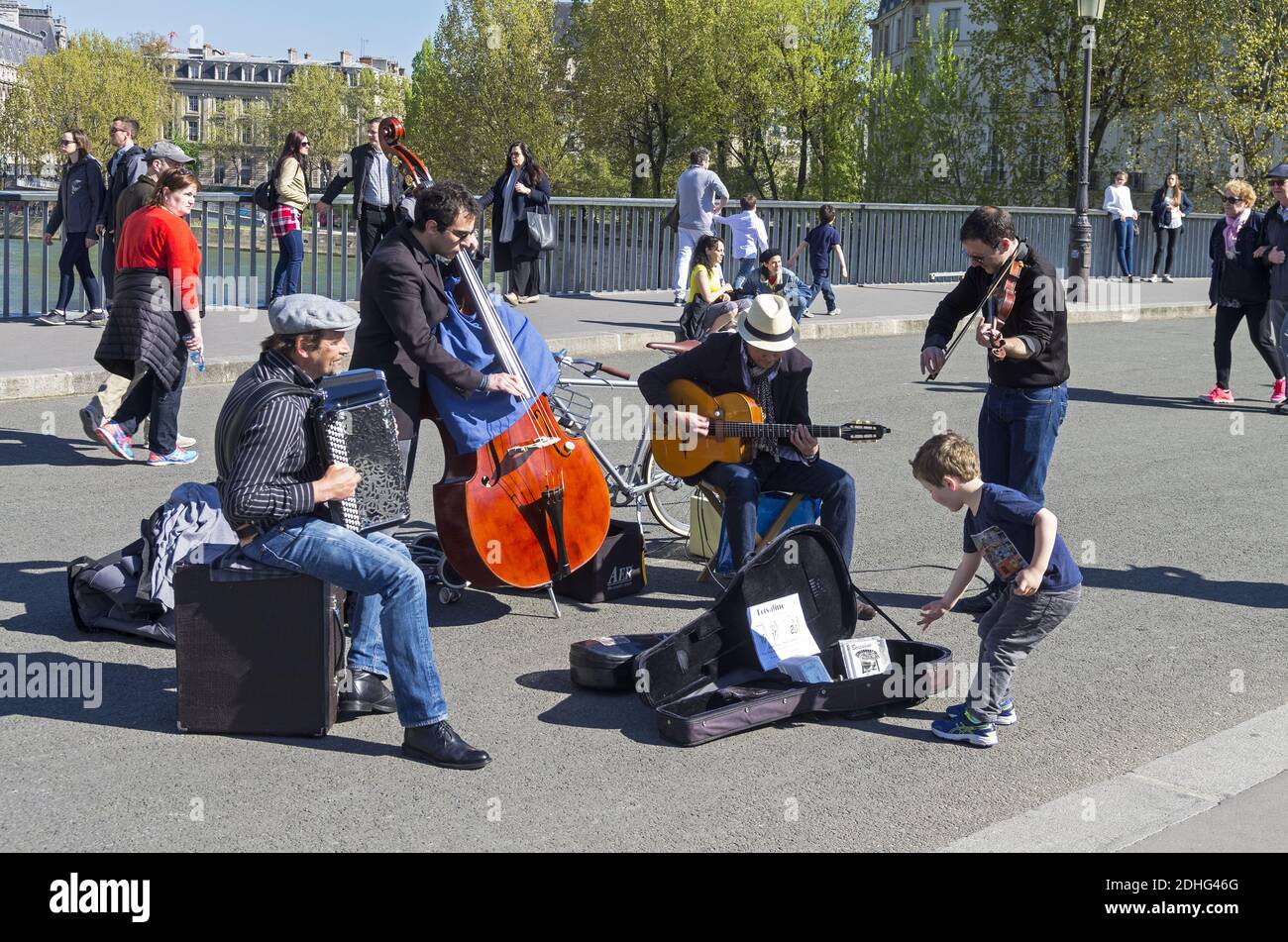 Musiciens de rue. Paris, France. Banque D'Images