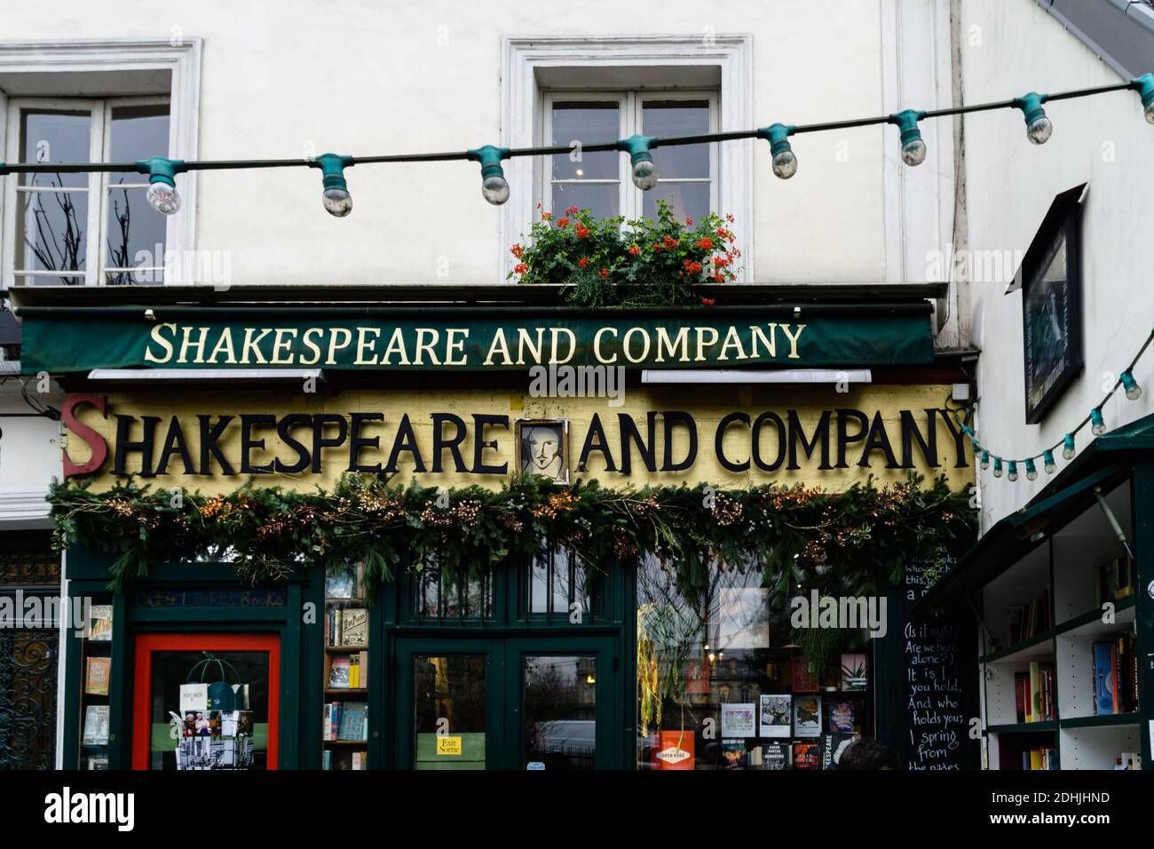 PARIS, FRANCE - 20 juillet 2018 : gros plan de Shakespeare et du magasin de l'entreprise à Paris, France Banque D'Images