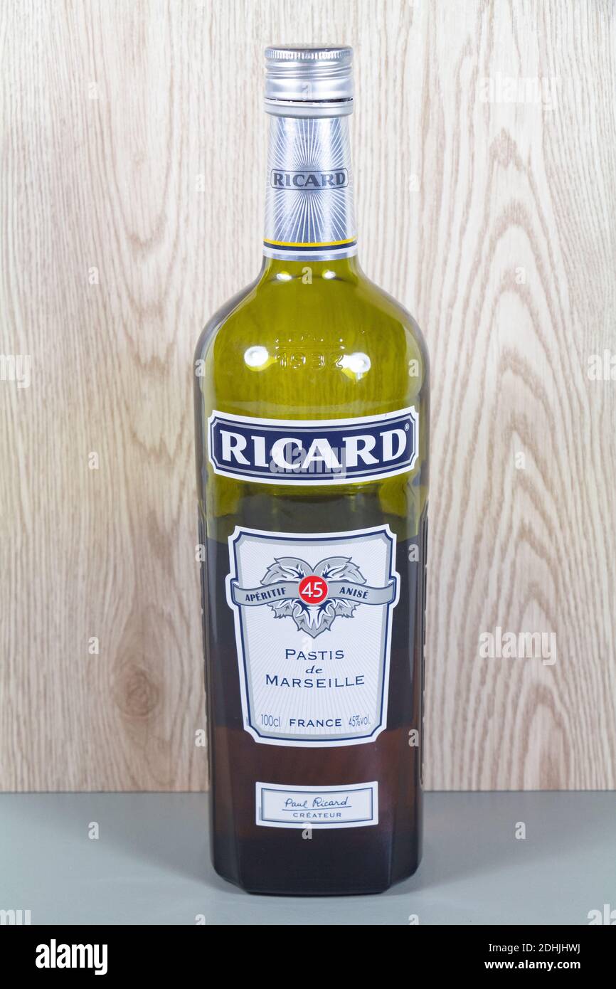 Bar Pastis Banque D Image Et Photos Alamy Bar Pastis Banque D Image Et Photos Alamy
