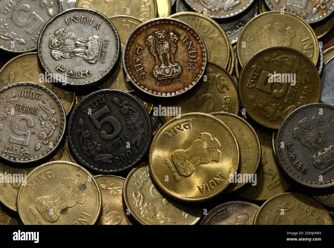 Images de pièces indiennes. En Inde, les pièces sont actuellement émises en valeurs unitaires d'une roupie, de deux roupies et de cinq roupies,10 roupies. Banque D'Images
