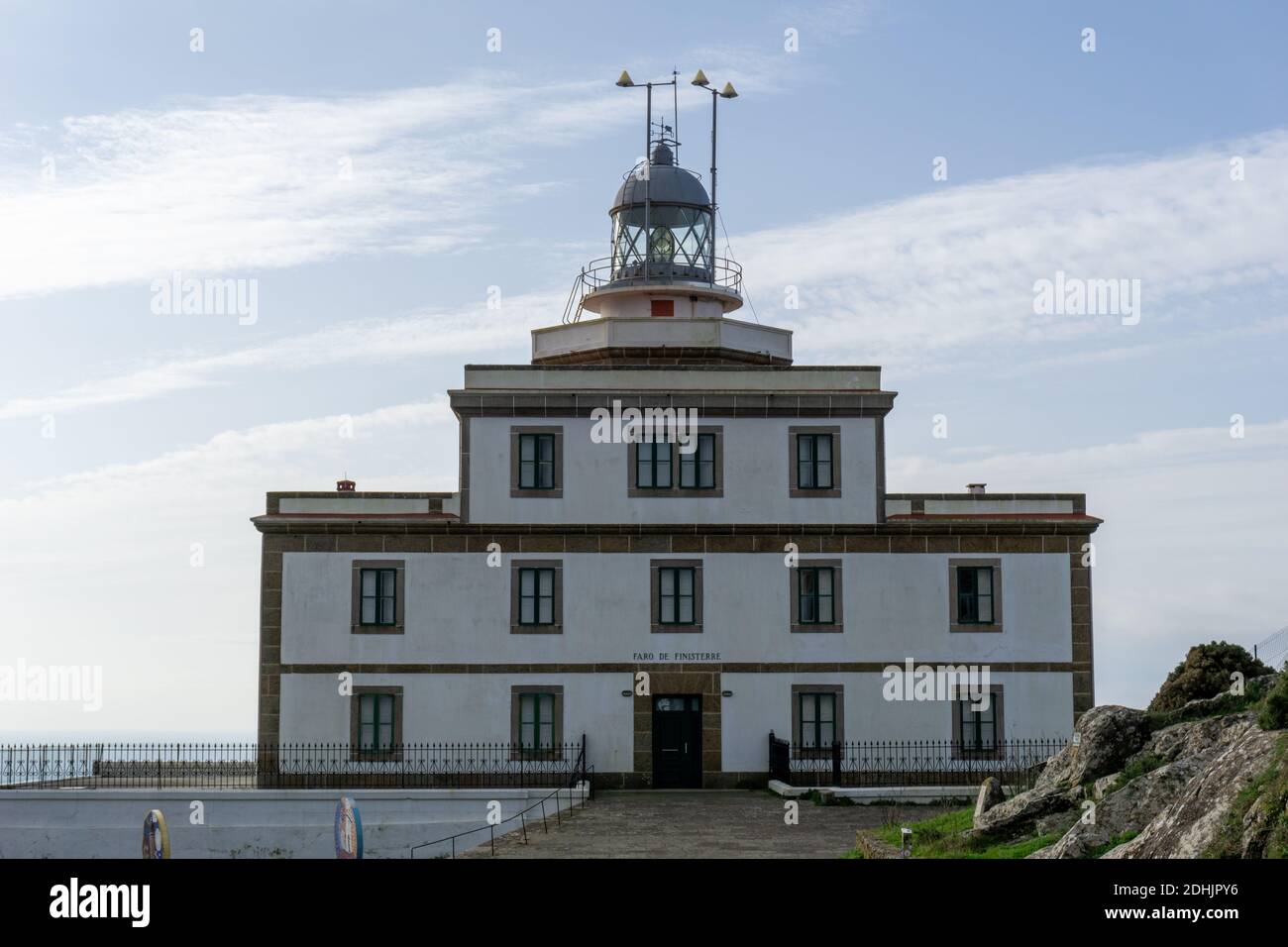 Fisterra, Galice / Espagne - 27 novembre 2020 : Phare du Cap Finisterre sur la côte ouest de la Galice Banque D'Images