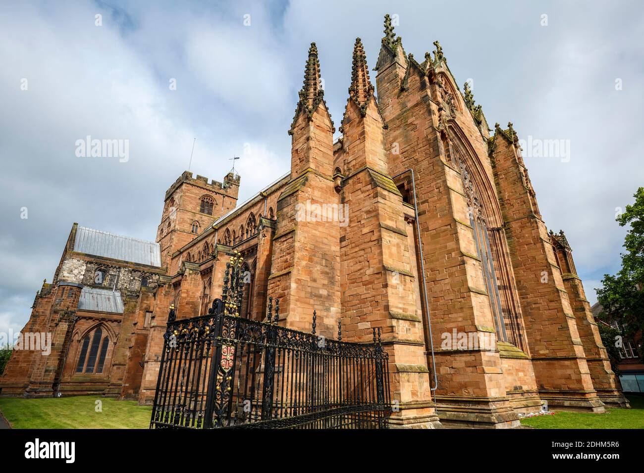 La cathédrale (l'église cathédrale de la Sainte Trinité indivise &), Carlisle, Cumbria, Angleterre, Royaume-Uni Banque D'Images