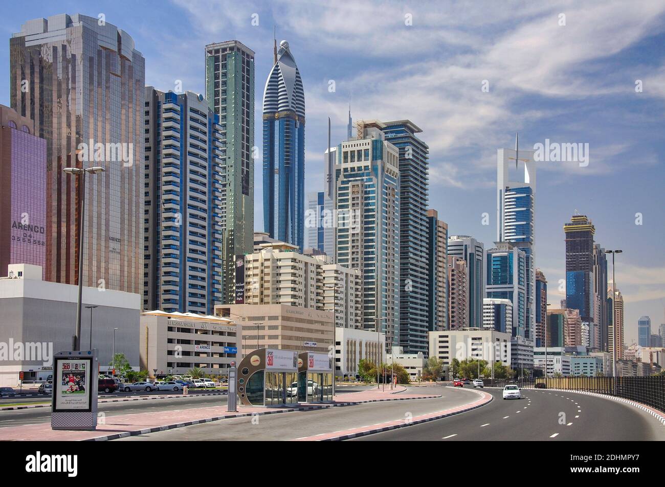 Gratte-ciel, le centre-ville de Dubai, Dubaï, Émirats Arabes Unis Banque D'Images