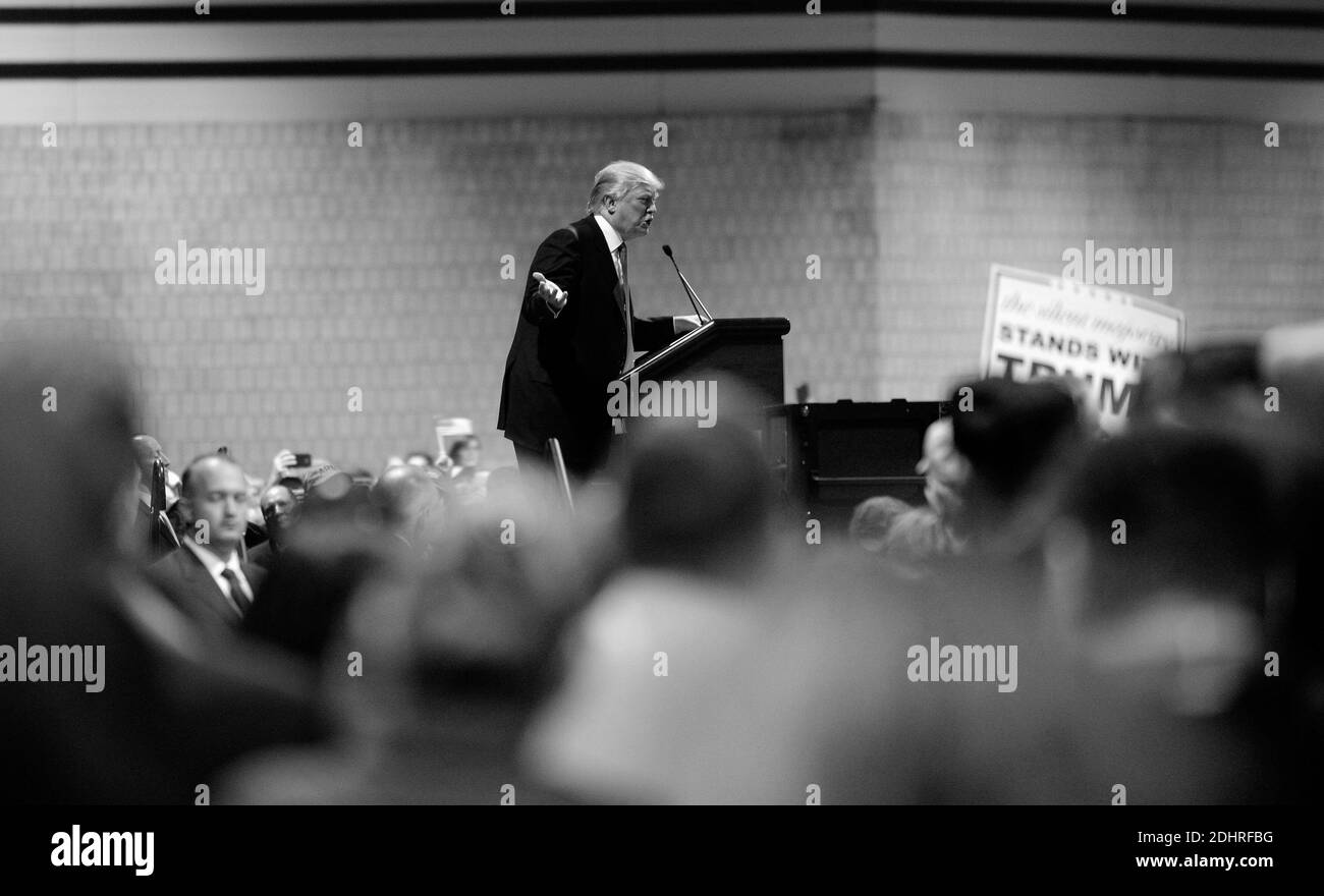 Le candidat républicain à la présidence Donald Trump s'exprime lors d'un rassemblement de campagne à Walterboro, en Caroline du Sud, le 17 février 2016. Photo par Olivier Douliery/ABACAPRESS.COM Banque D'Images