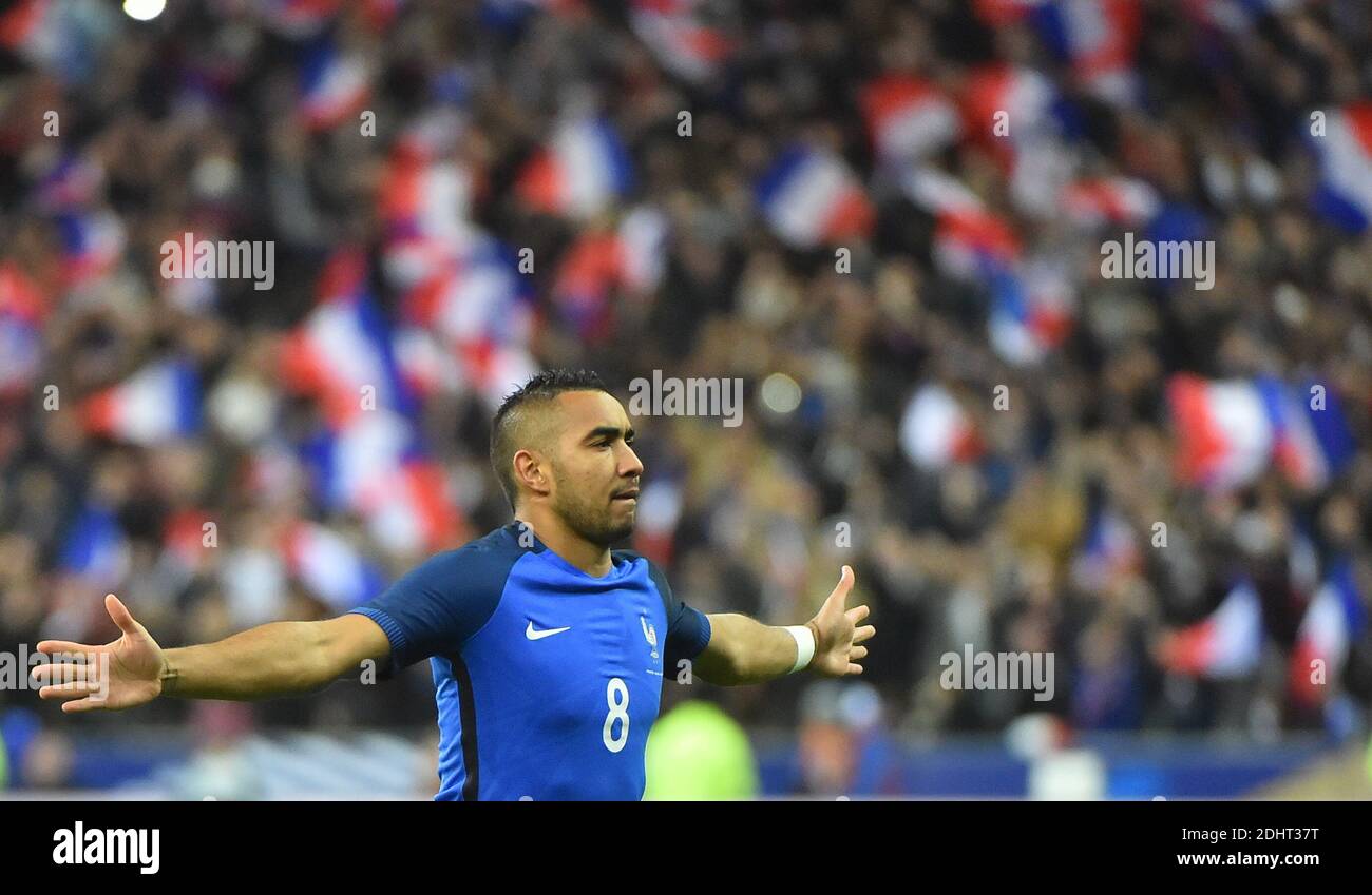 Joy Dimitri Payet de France pendant le match de football international amical, France contre Russie au Stade de France à Saint-Denis, banlieue de Paris, France, le 29 mars 2016. La France a gagné 4-2. Photo de Christian Liewig/ Banque D'Images
