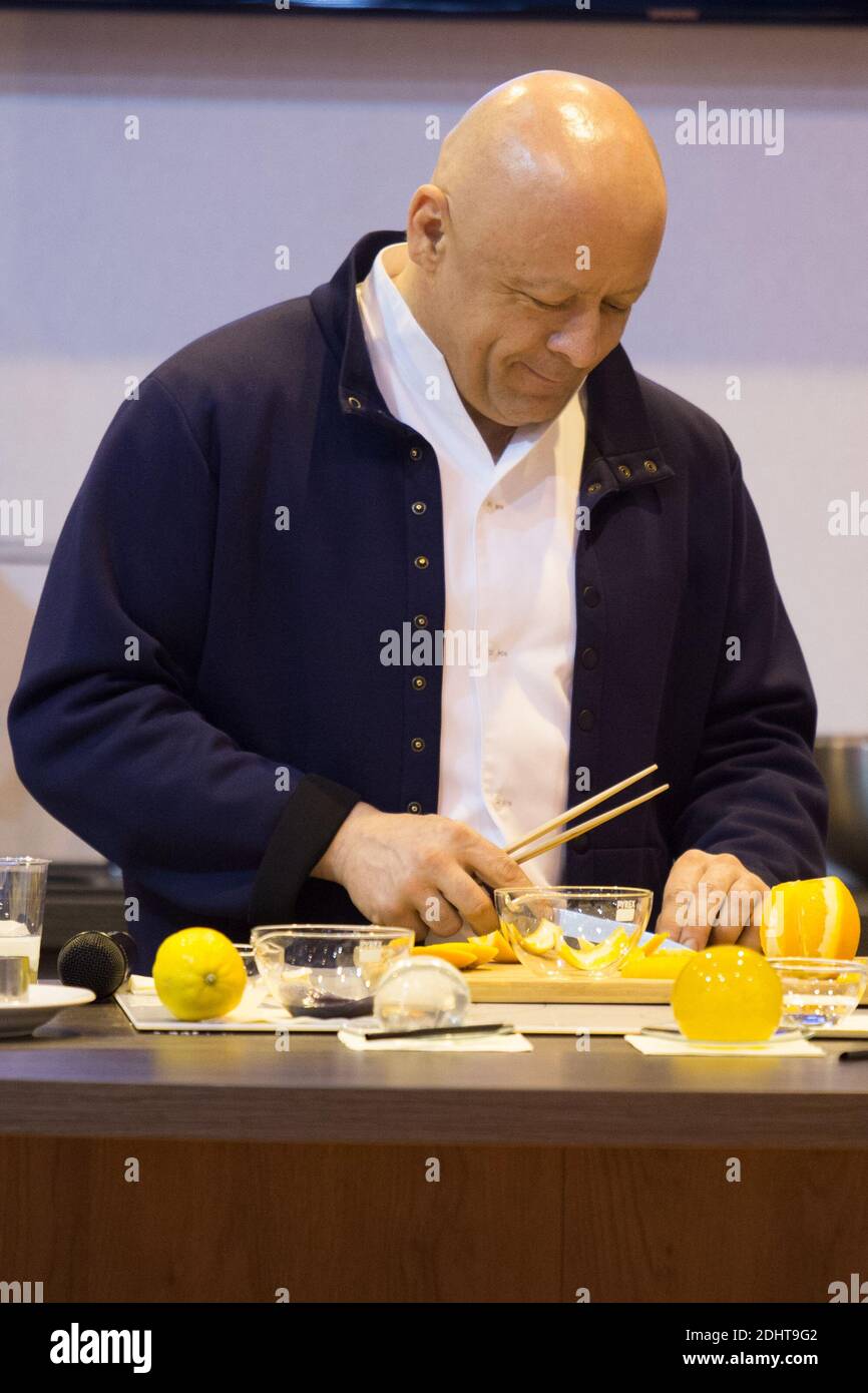 THIERRY MARX - LIVRE PARIS - SALON DU LIVRE 2016 . PARIS, FRANCE, 19/03/2016. Photo de Nasser Berzane/ABACAPRESS.COM Banque D'Images