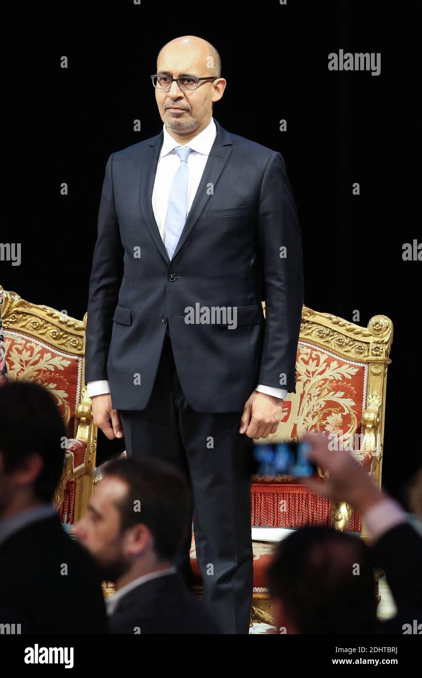 LE ROI WILLEM-ALEXANDER ET LA REINE MAXIMA DES PAYS-BAS ARRIVENT A L'HOTEL DE VILLE DE PARIS RECU PAR LA MAIR ANNE HIDALGO ET HARLEM DESIR SECRETAIRE D'ÉTAT AUX AFFAIRES EUROPEENNES. Photo de Nasser Berzane/ABACAPRESS.COM Banque D'Images