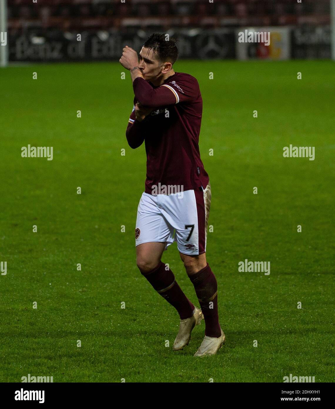 Scottish Championship - Heart of Midlothian / Queen of the South. Tynecastle Park, Édimbourg, Midlothian, Royaume-Uni. 12 décembre 2020. Les cœurs accueillent Queen of the South au championnat écossais de Tynecastle Park, à Édimbourg. Pic shows: Un heureux Jamie Walker après avoir obtenu le score de la maison sidesÕ 4ème but crédit: Ian Jacobs/Alay Live News Banque D'Images