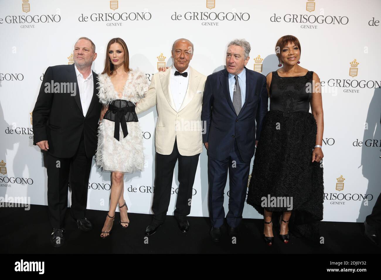 Harvey Weinstein, Georgina Chapman, Fawaz Gruosi, Robert DeNiro et Grace Hightower assistent à la fête de Grisogono lors du 69e Festival annuel de Cannes le 17 mai 2016 à Cap d'Antibes, France. Photo de Jerome Domine/ABACAPRESS.COM Banque D'Images