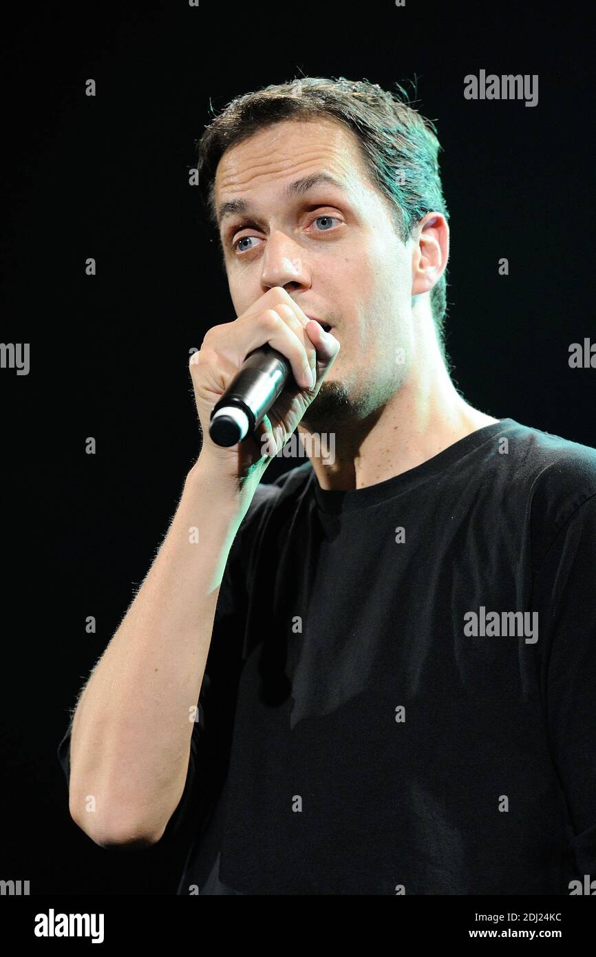 Grand corps Malade (Fabien Marsaud) participe au concert exceptionnel de Grand corps Malade au Trianon a Paris, France le 17 juin 2016. Photo d'Aurore Marechal/ABACAPRESS.COM Banque D'Images