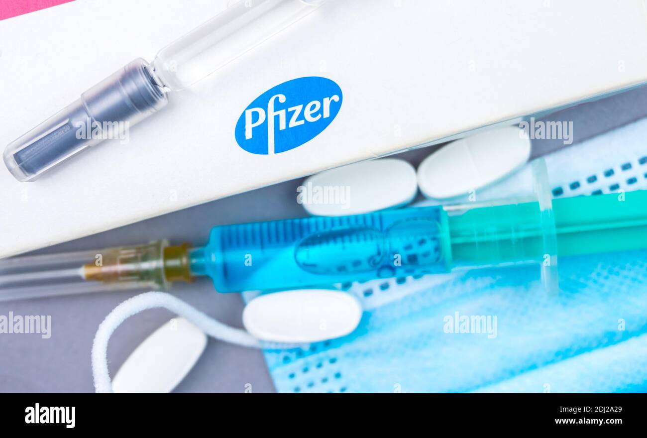 Vienne Autriche décembre.10 2020, gros plan du vaccin Covid19 fourni par Pfizer.inc une société pharmaceutique multinationale américaine Banque D'Images