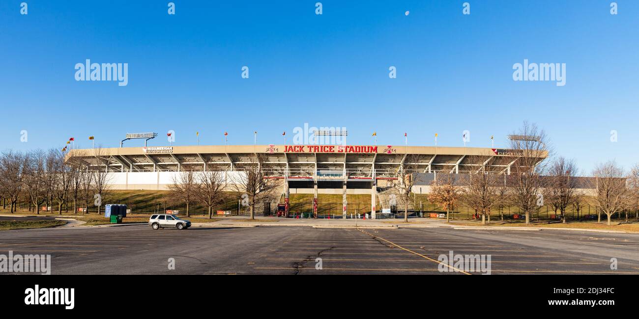 Ames, IA, USA - 4 décembre 2020 : stade Jack Trice sur le campus de l'université d'État de l'Iowa Banque D'Images