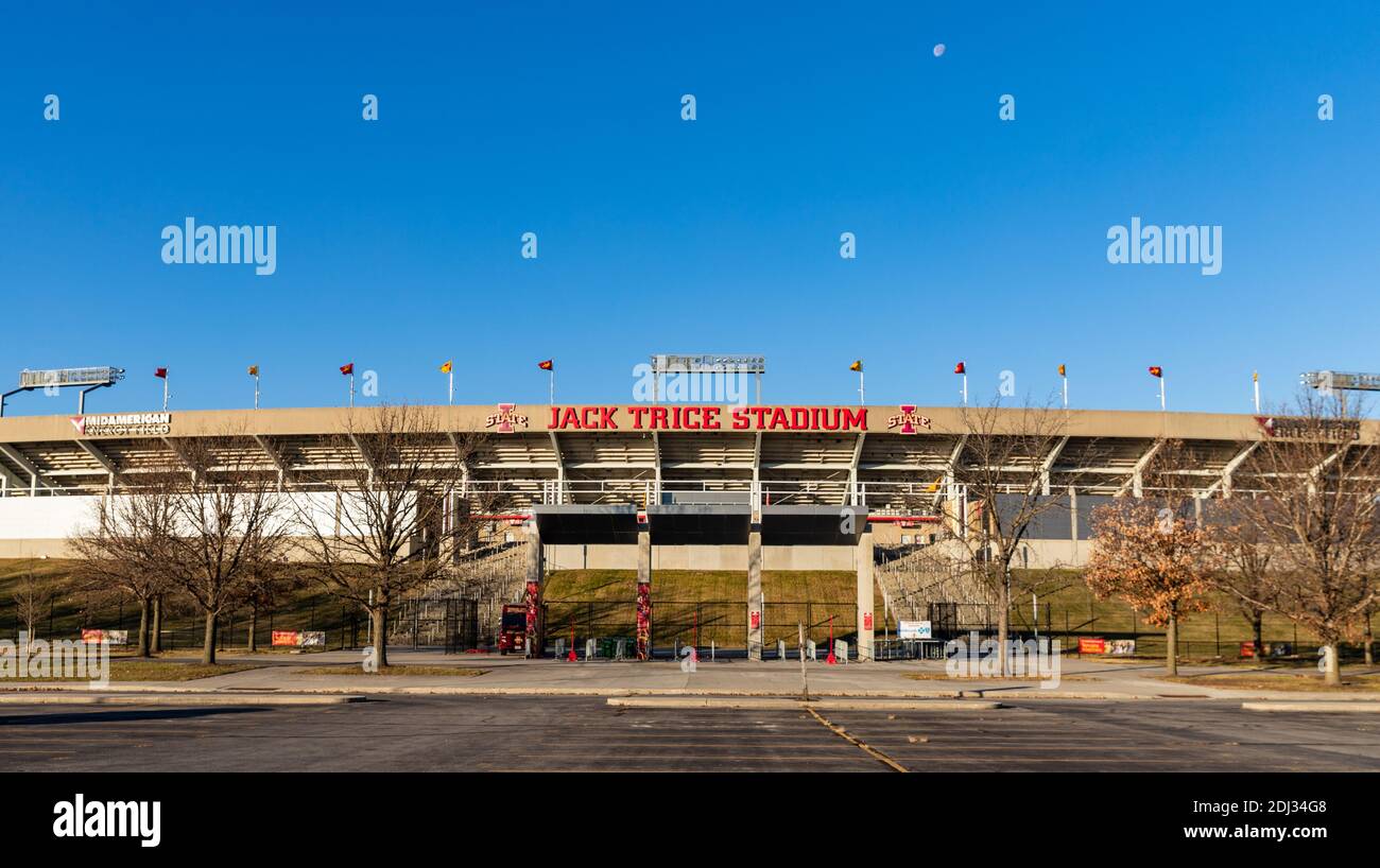 Ames, IA, USA - 4 décembre 2020 : stade Jack Trice sur le campus de l'université d'État de l'Iowa Banque D'Images