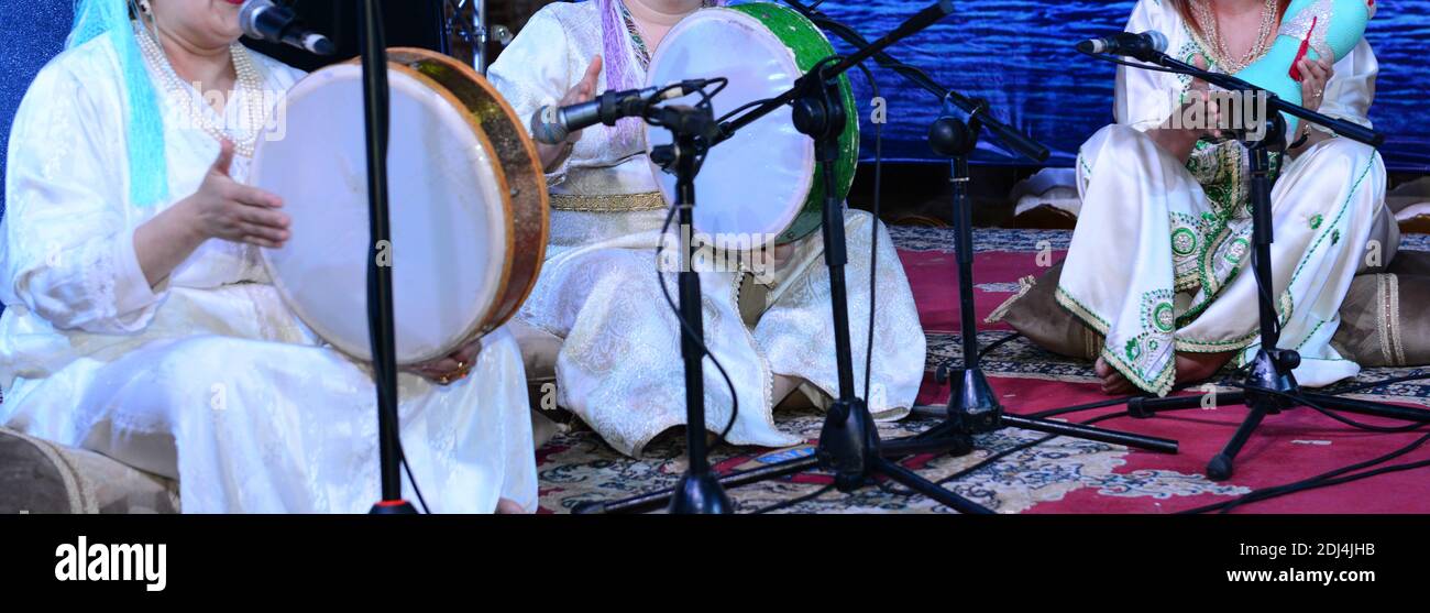 La musique andalouse est un type de musique andalouse. Musique classique au  Maghreb. Culture marocaine Photo Stock - Alamy