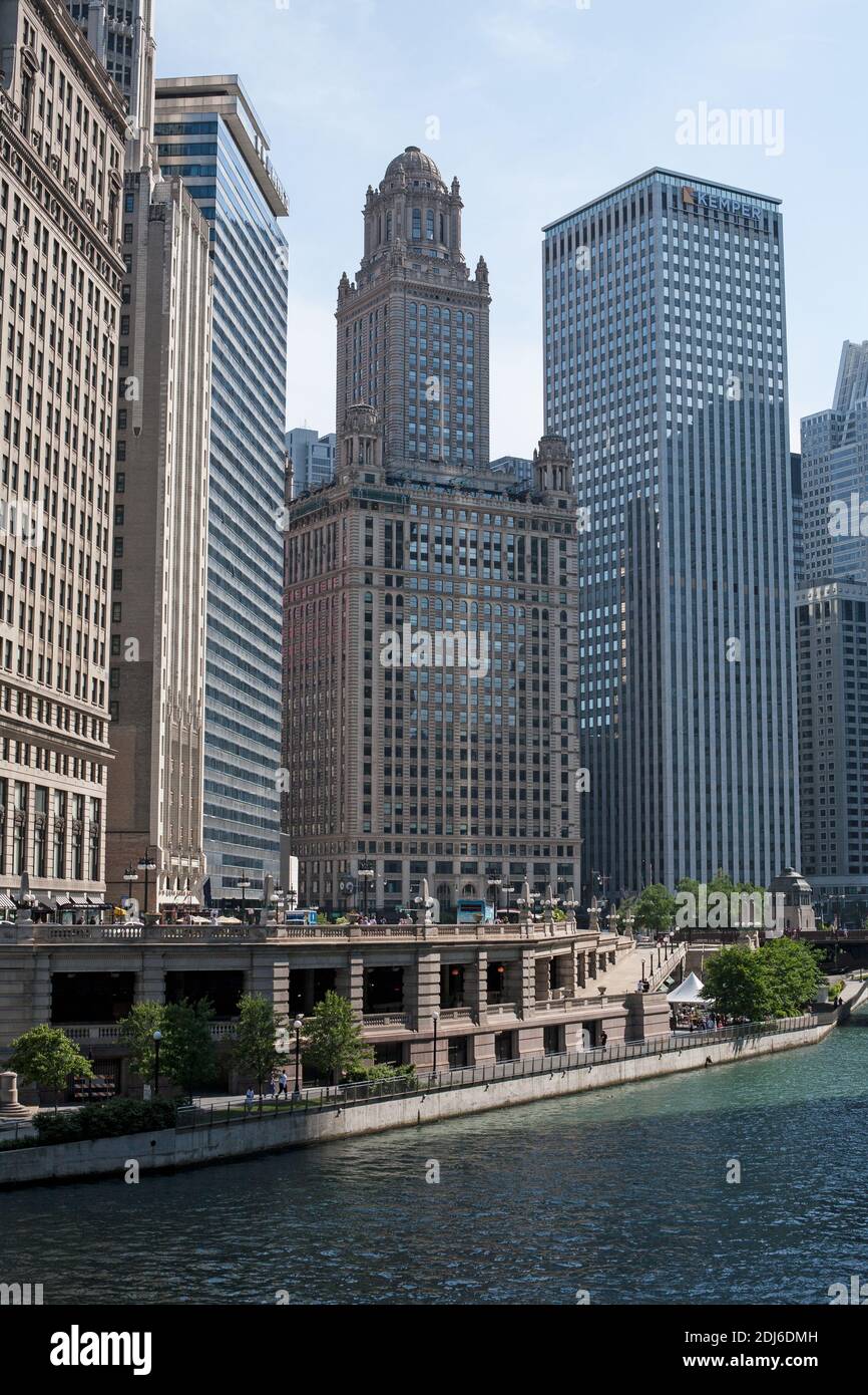 Chicago Illinois, Michigan-Wacker Historic District, Chicago River Water, Chicago River Waterwalk, passerelle publique, skyline, gratte-ciel, Banque D'Images