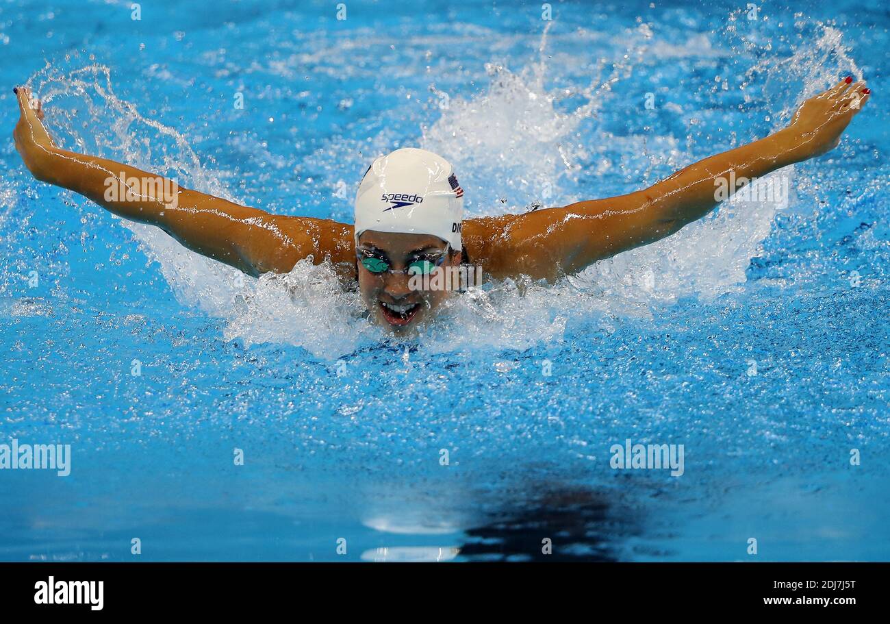 LA nageuse AMÉRICAINE Maya Dirado nage la jambe papillon de son effort individuel Medley de 400 m, récompensé par une médaille d'argent, au stade olympique de l'Aquatics, lors des Jeux Olympiques de Rio de Janeiro, au Brésil, le samedi 6 août 2016. Photo de Giuliano Bevilacqua/ABACAPRESS.COM Banque D'Images