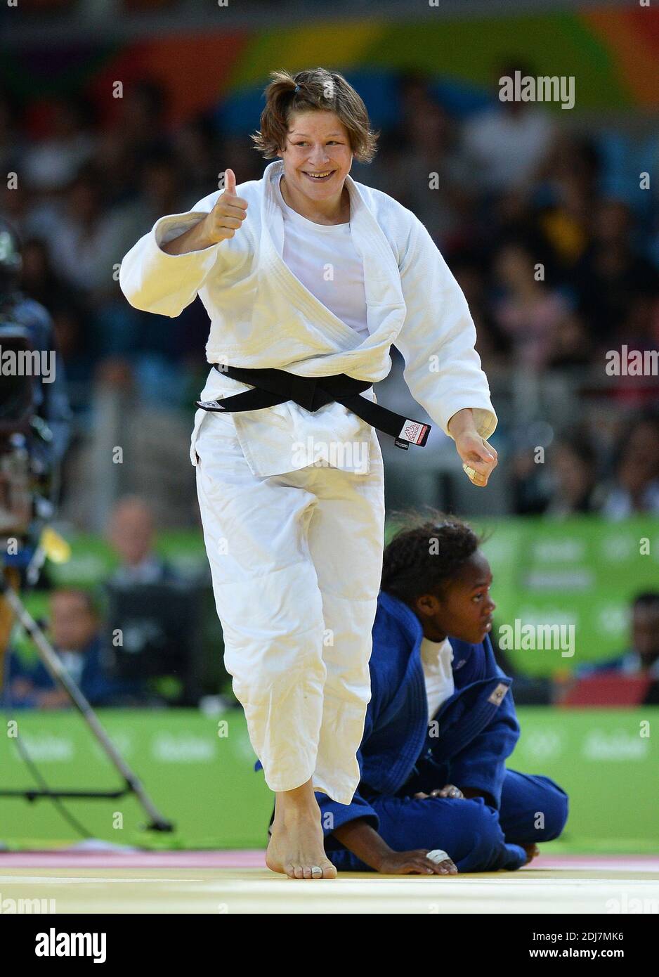 Tina Trstenjak et Clarisse Agbegnenou - Judo femmes -63kg - jour 4 des Jeux Olympiques de Rio 2016 le 9 août 2016 à Rio de Janeiro, Brésil. Photo de Lionel Hahn/ABACAPRESS.COM Banque D'Images